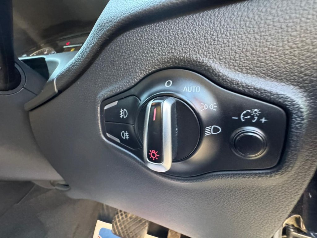 Used Audi Q5 2010 for sale - 78123991: Photo 41