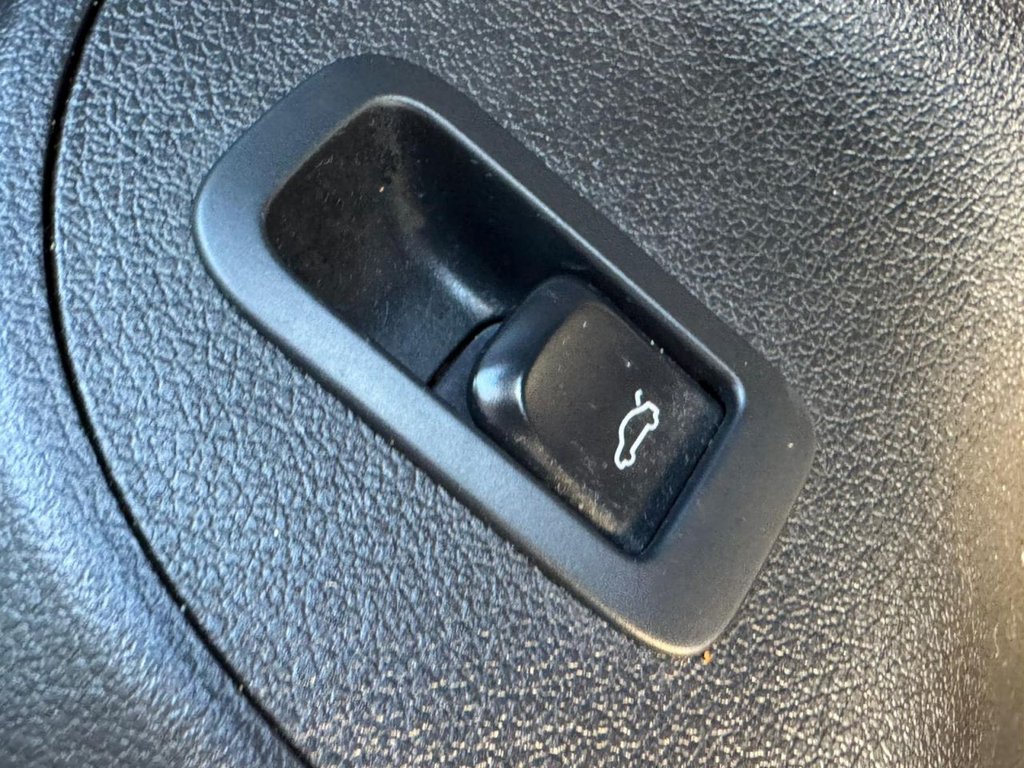 Used Audi Q5 2010 for sale - 78123991: Photo 45