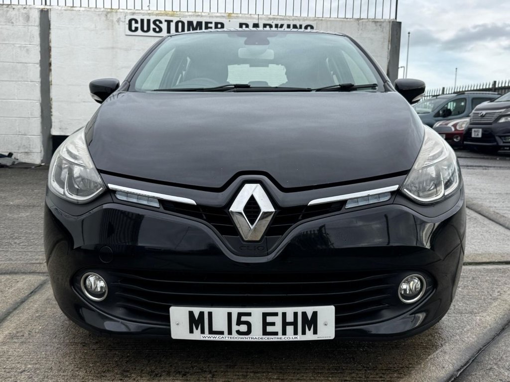 Used Renault Clio 2015 for sale - 76563323: Photo 11