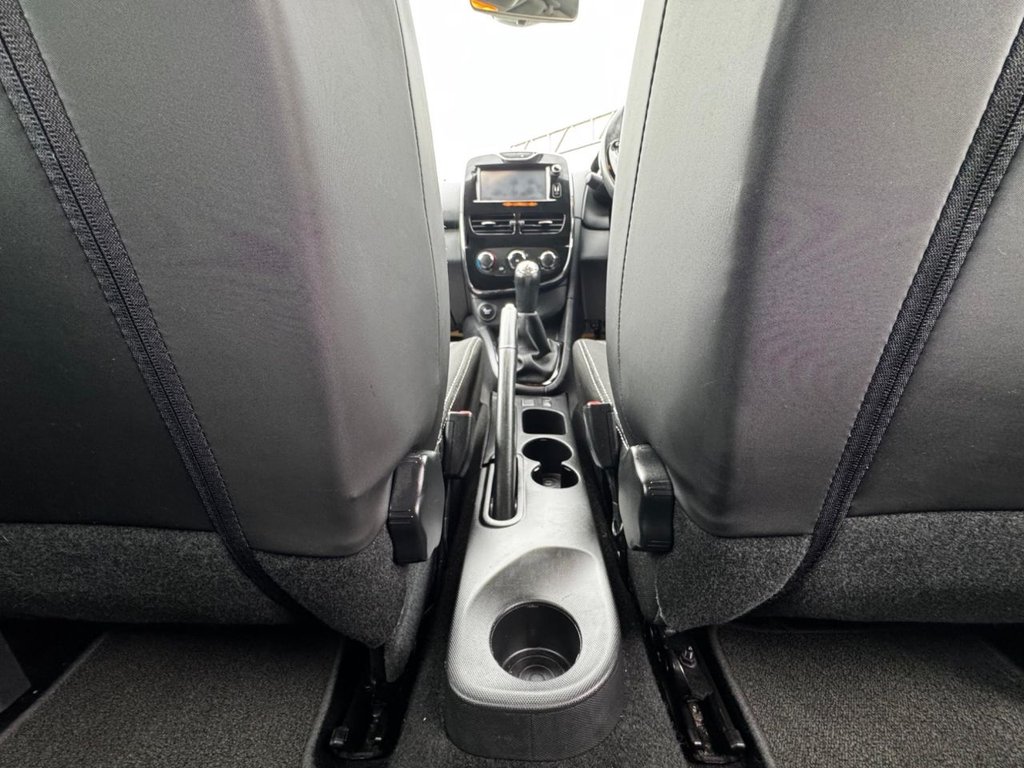 Used Renault Clio 2015 for sale - 76563323: Photo 16