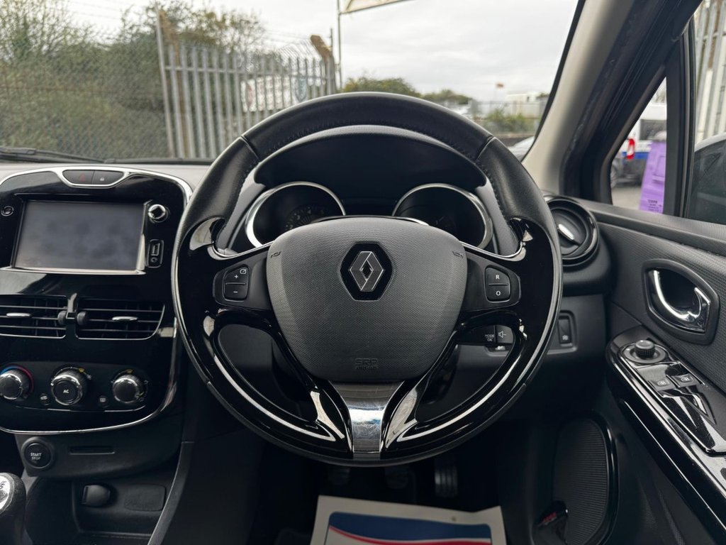 Used Renault Clio 2015 for sale - 76563323: Photo 19