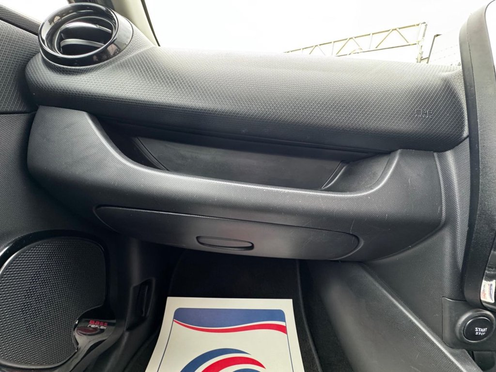 Used Renault Clio 2015 for sale - 76563323: Photo 38