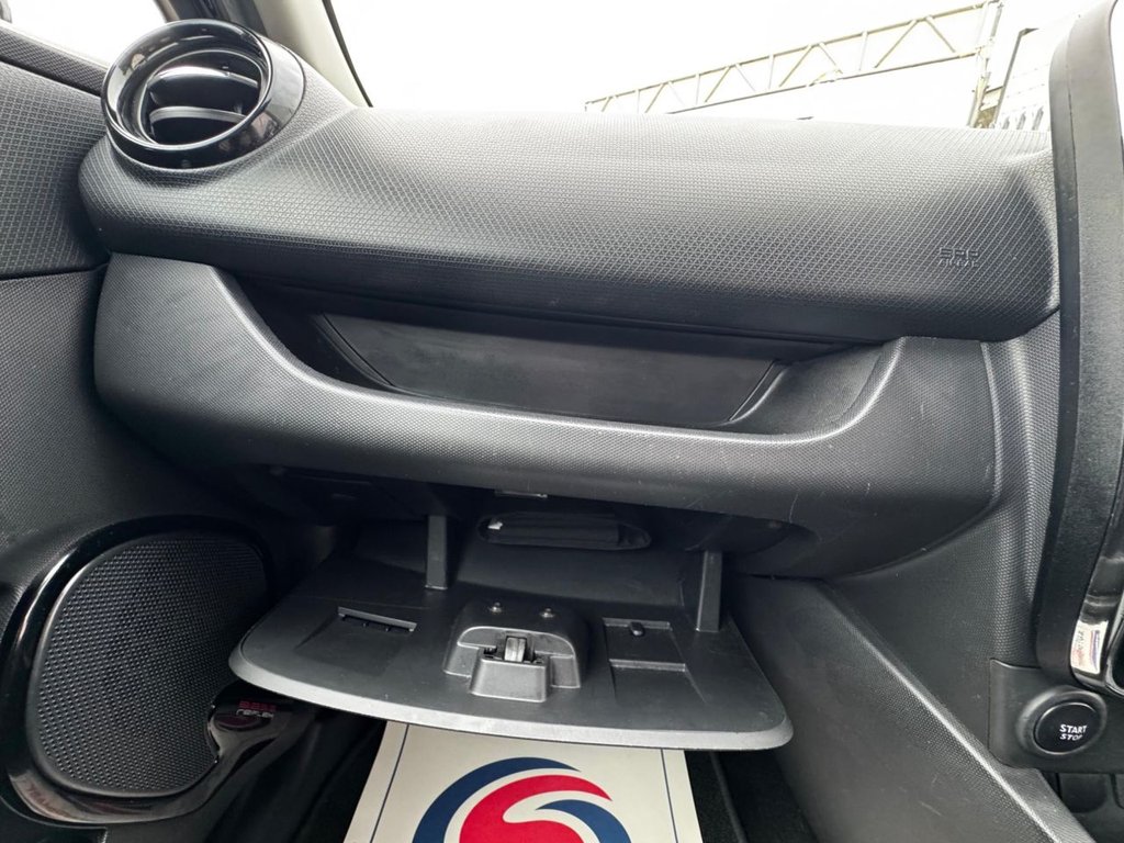 Used Renault Clio 2015 for sale - 76563323: Photo 39