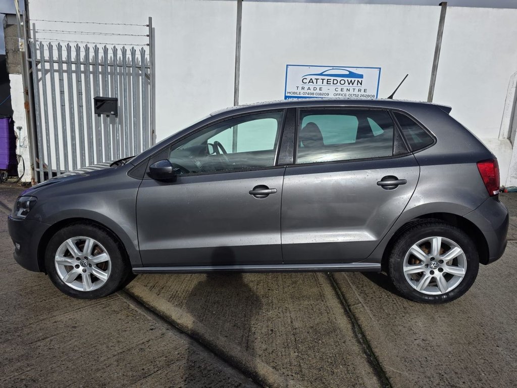 Used Volkswagen Polo 2013 for sale - 76345765: Photo 2