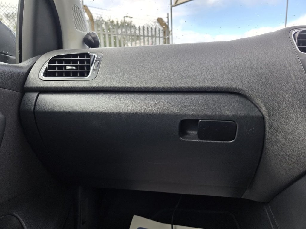 Used Volkswagen Polo 2013 for sale - 76345765: Photo 27