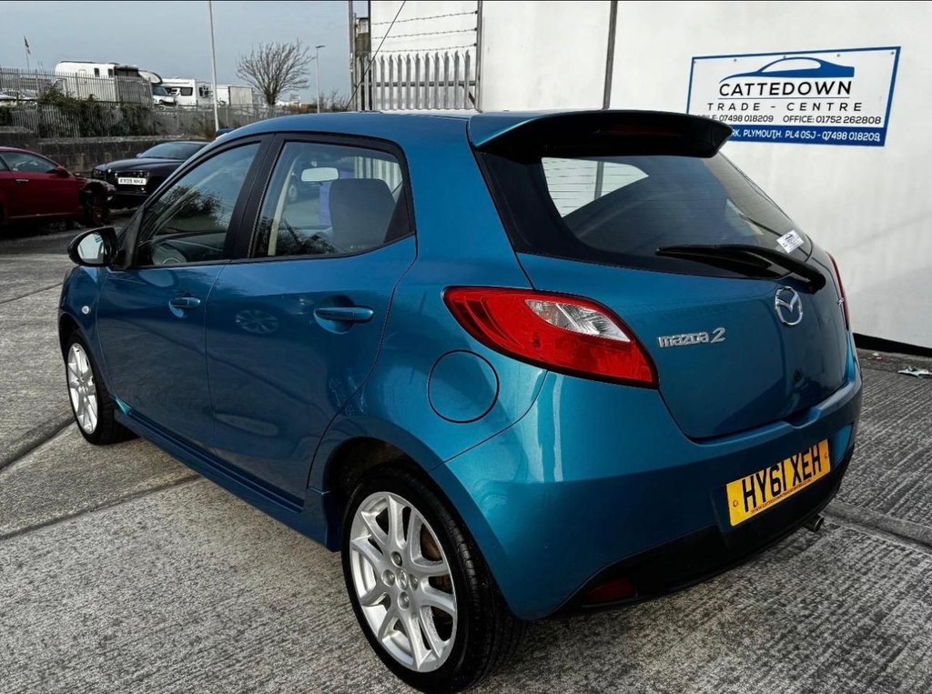 Used Mazda Mazda2 2011 for sale - 77991542: Photo 3