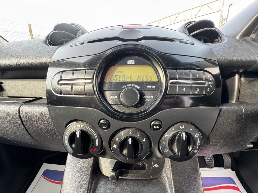 Used Mazda Mazda2 2011 for sale - 77991542: Photo 30