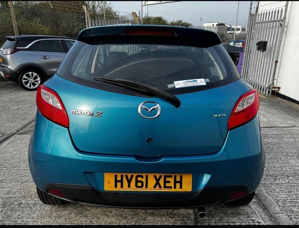 Used Mazda Mazda2 2011 for sale - 77991542: Photo 5