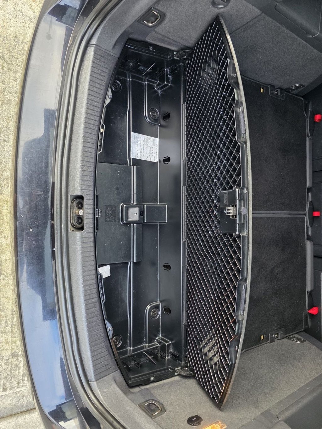 Used Volkswagen Touran 2013 for sale - 77064938: Photo 11