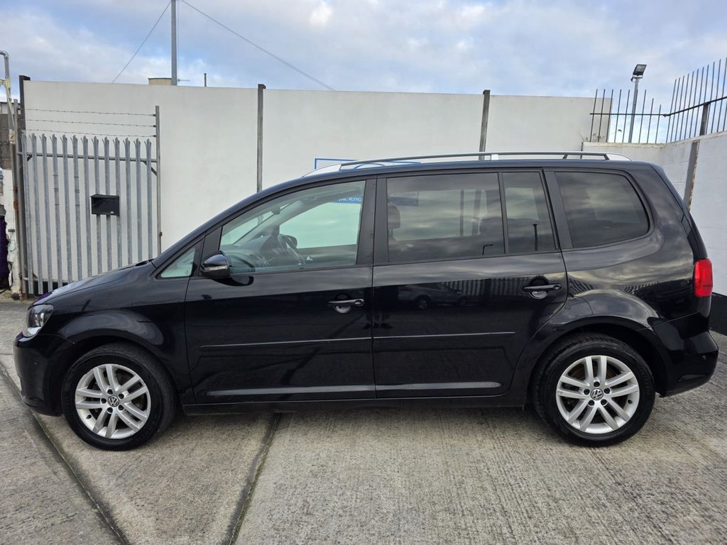 Used Volkswagen Touran 2013 for sale - 77064938: Photo 2