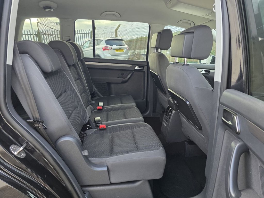 Used Volkswagen Touran 2013 for sale - 77064938: Photo 21