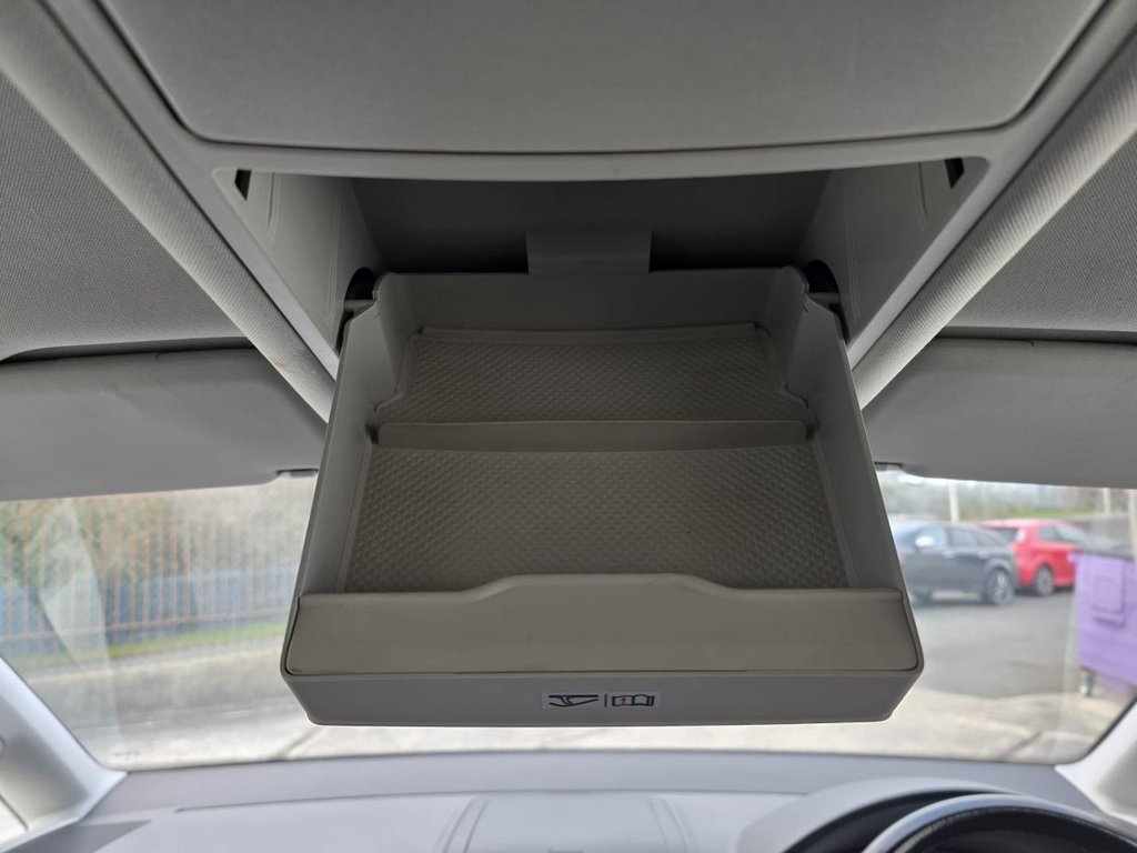 Used Volkswagen Touran 2013 for sale - 77064938: Photo 27