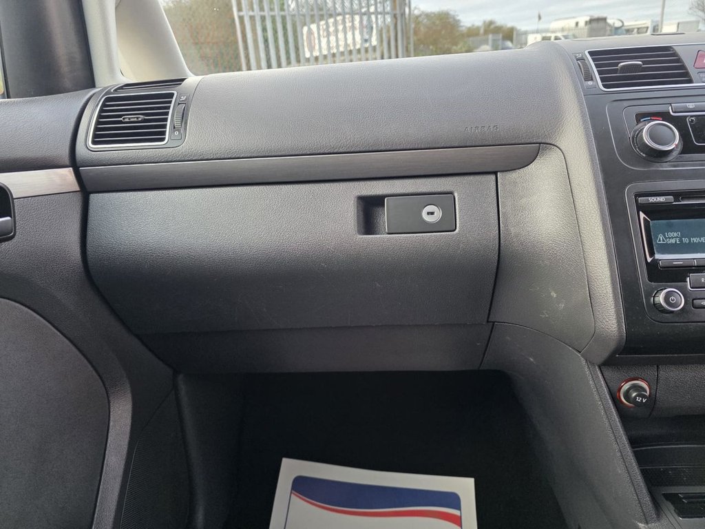 Used Volkswagen Touran 2013 for sale - 77064938: Photo 44