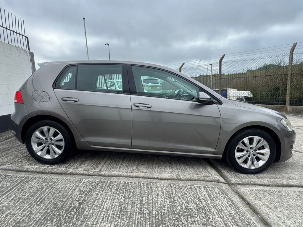 Used Volkswagen Golf 2013 for sale - 77920494: Photo 14