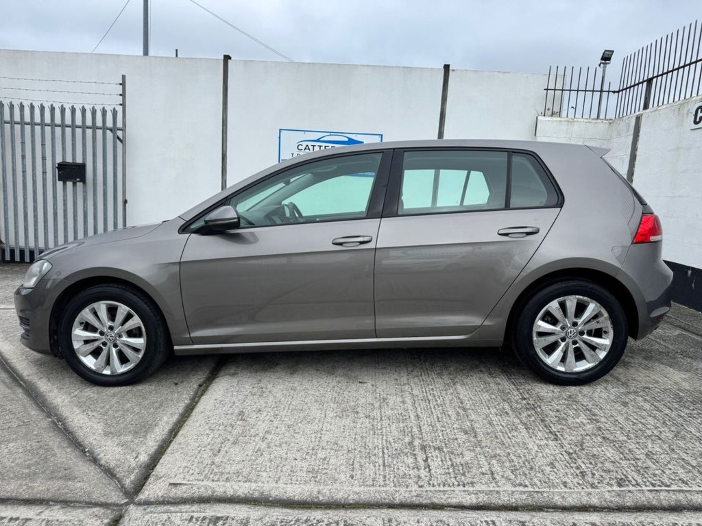 Used Volkswagen Golf 2013 for sale - 77920494: Photo 2