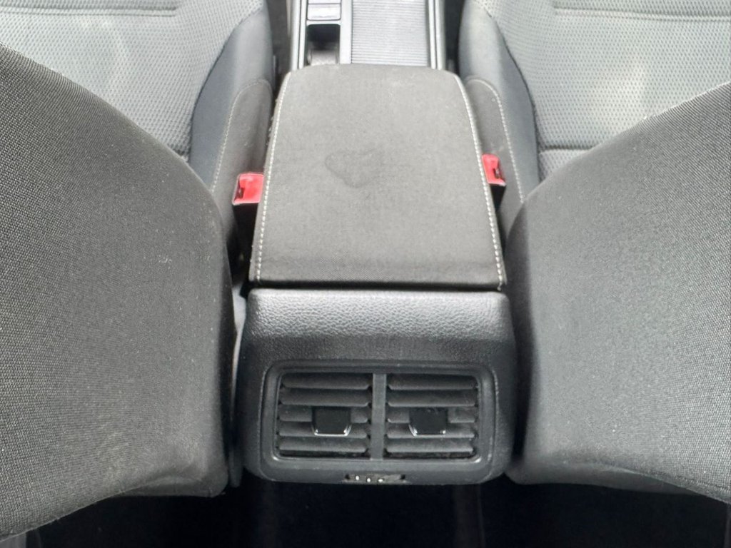 Used Volkswagen Golf 2013 for sale - 77920494: Photo 25