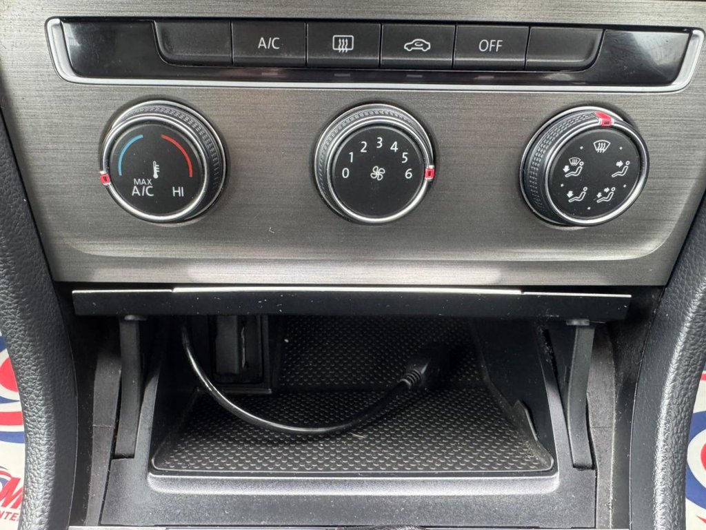 Used Volkswagen Golf 2013 for sale - 77920494: Photo 30