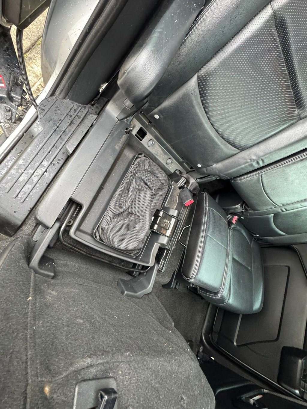 Used Mazda Mazda5 2010 for sale - 77342105: Photo 21