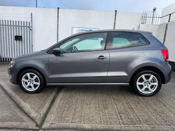 Used Volkswagen Polo 2010 for sale - 79722482: Photo