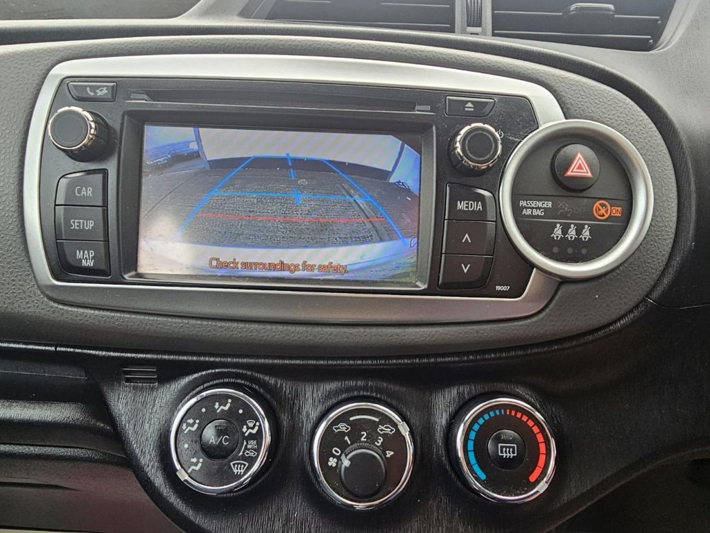 Used Toyota Yaris 2013 for sale - 77708915: Photo 27