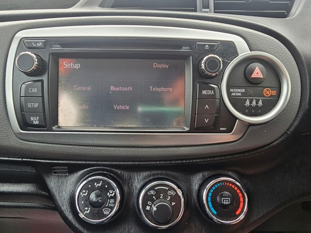 Used Toyota Yaris 2013 for sale - 77708915: Photo 28