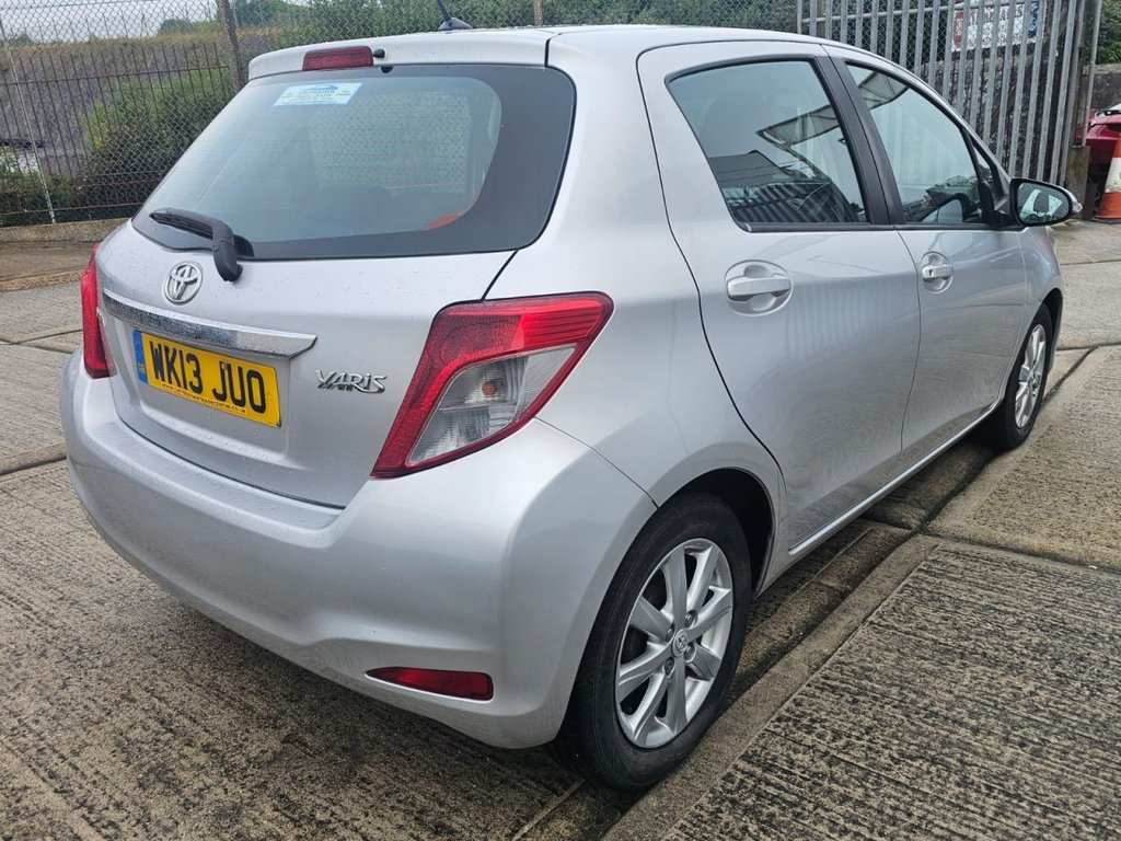 Used Toyota Yaris 2013 for sale - 77708915: Photo 6
