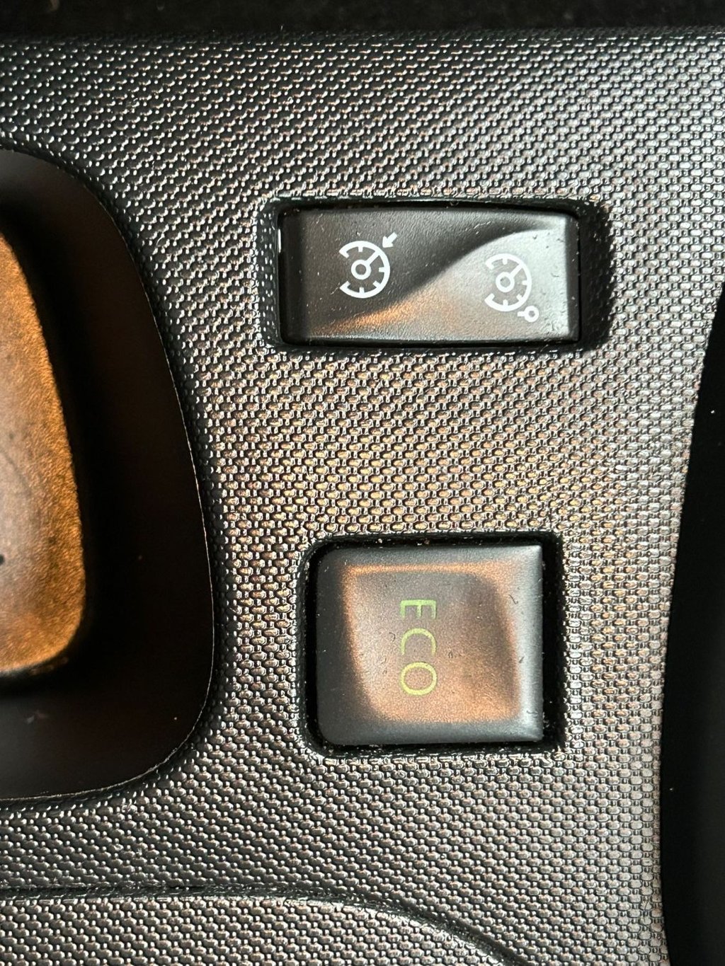 Used Renault Captur 2014 for sale - 77614104: Photo 29