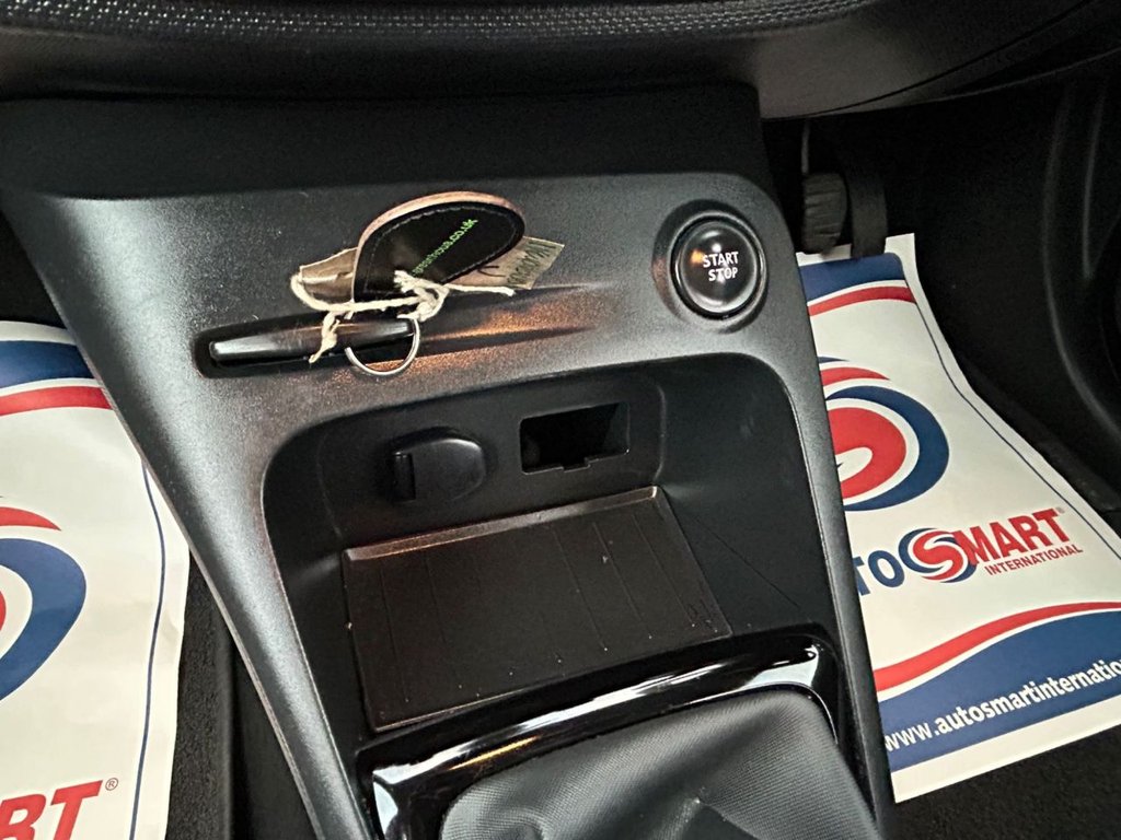 Used Renault Captur 2014 for sale - 77614104: Photo 30