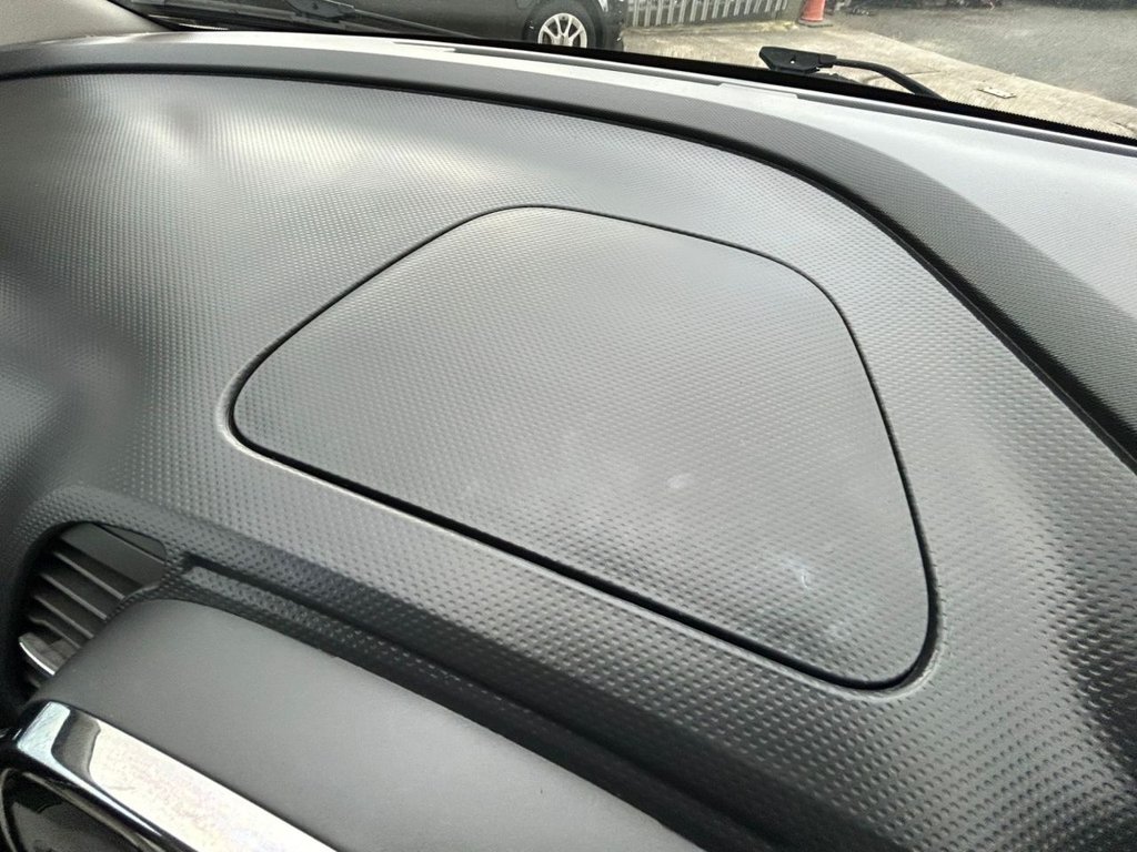 Used Renault Captur 2014 for sale - 77614104: Photo 43