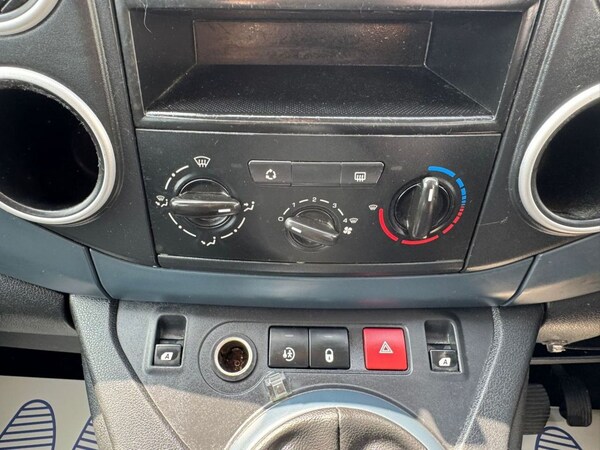 Used Peugeot Partner Tepee 2011 for sale - 75602495: Photo 23