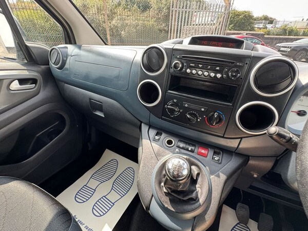 Used Peugeot Partner Tepee 2011 for sale - 75602495: Photo 32