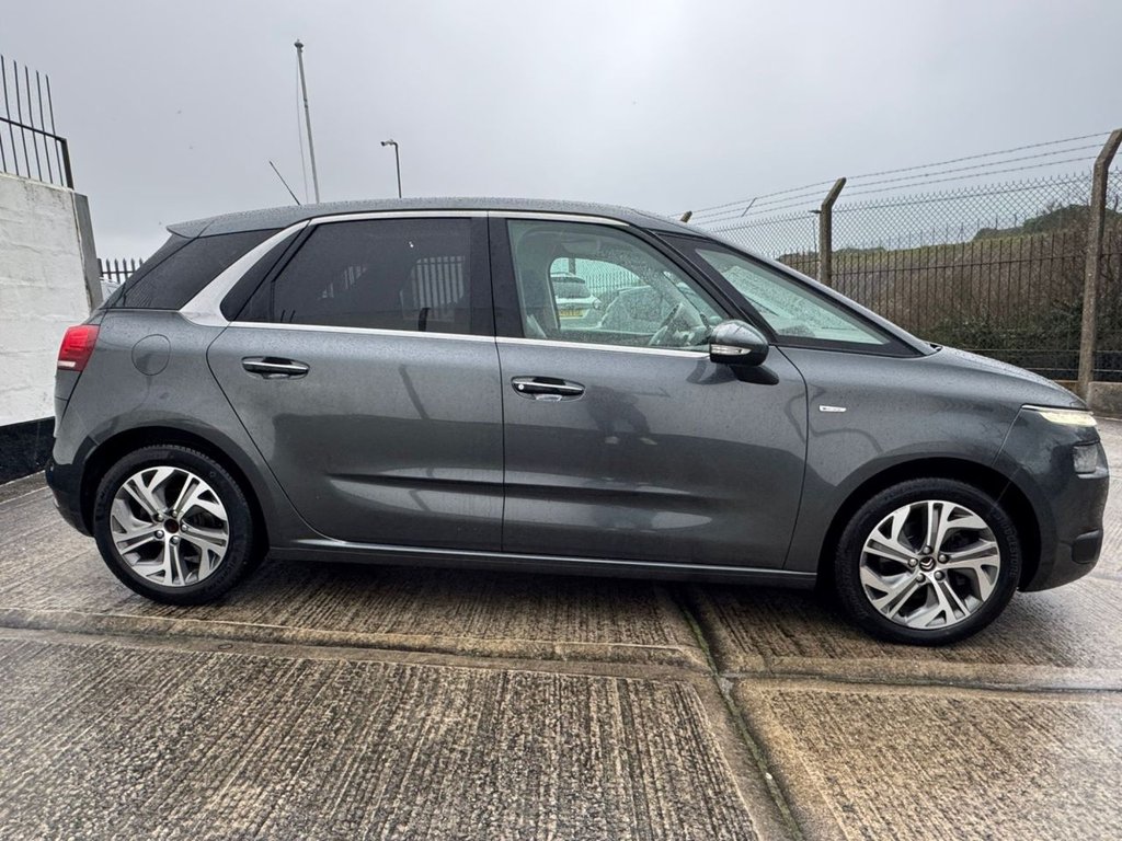 Used Citroen C4 Picasso 2015 for sale - 77342071: Photo 10