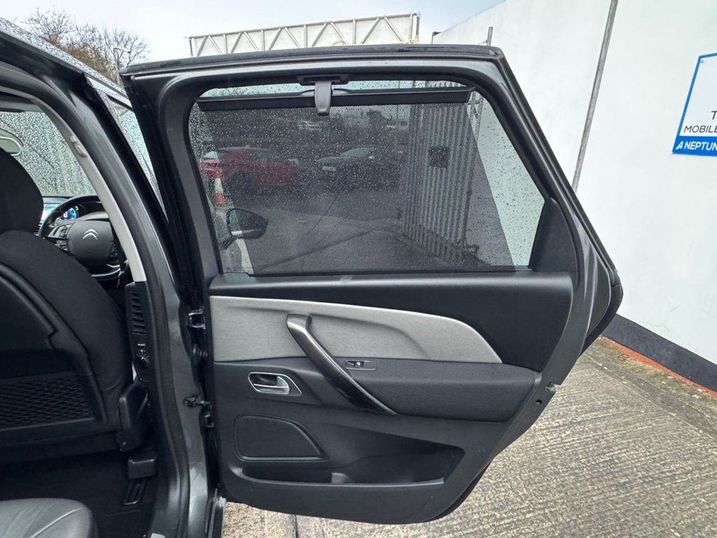 Used Citroen C4 Picasso 2015 for sale - 77342071: Photo 15