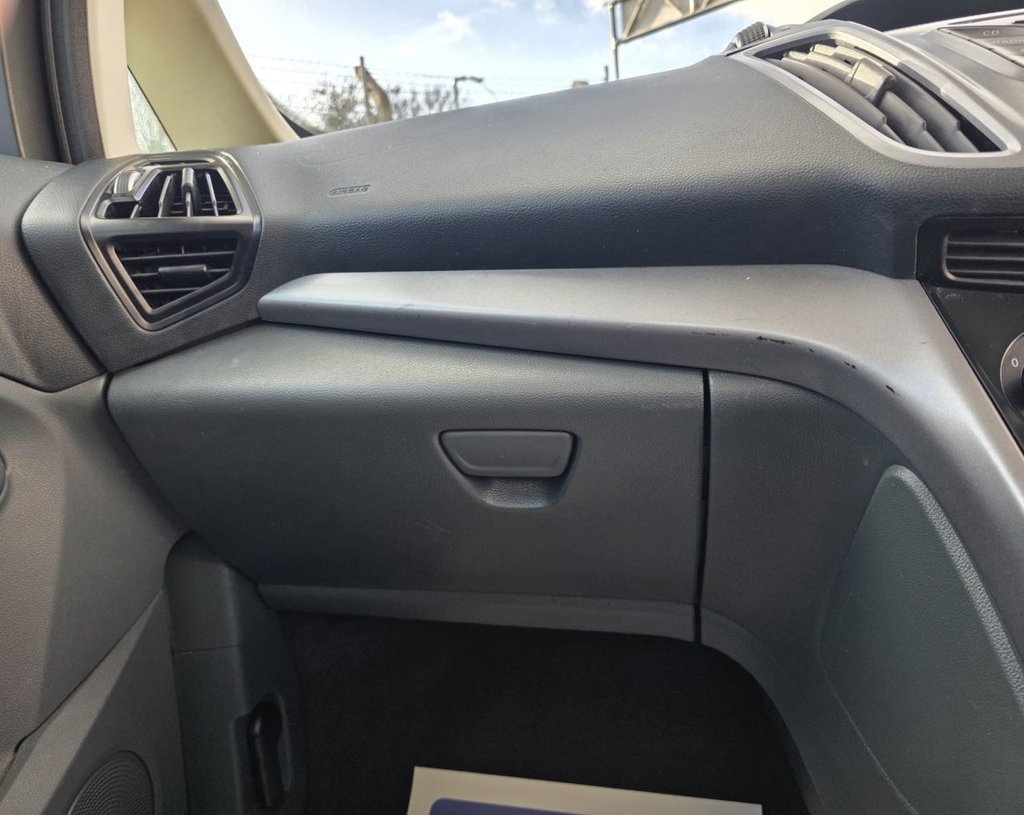 Used Ford C-Max 2015 for sale - 76923810: Photo 37