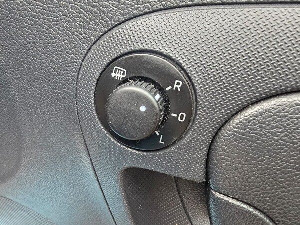 Used Skoda Roomster 2013 for sale - 76163215: Photo 32