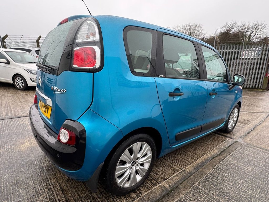 Used Citroen C3 Picasso 2010 for sale - 77507955: Photo 10