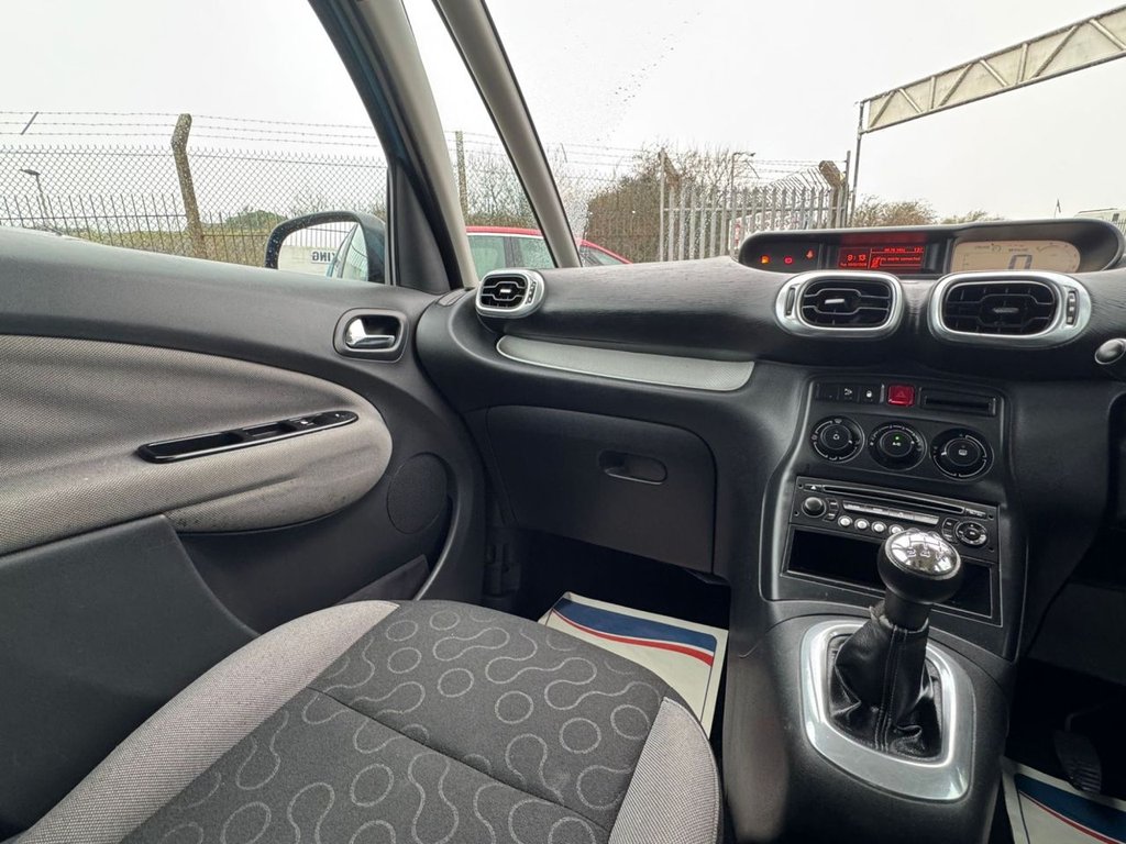 Used Citroen C3 Picasso 2010 for sale - 77507955: Photo 30