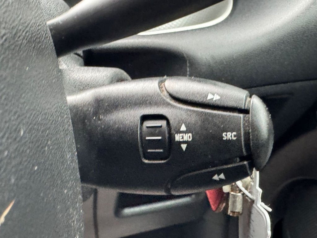 Used Citroen C3 Picasso 2010 for sale - 77507955: Photo 35