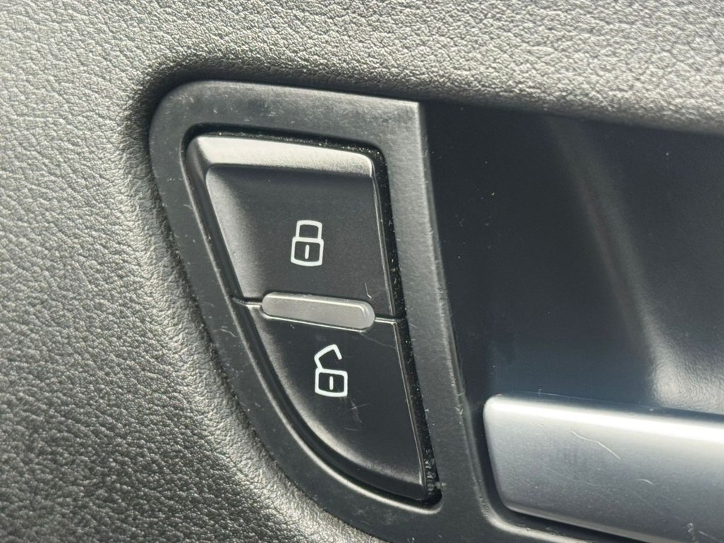 Used Audi A4 2011 for sale - 77525967: Photo 44