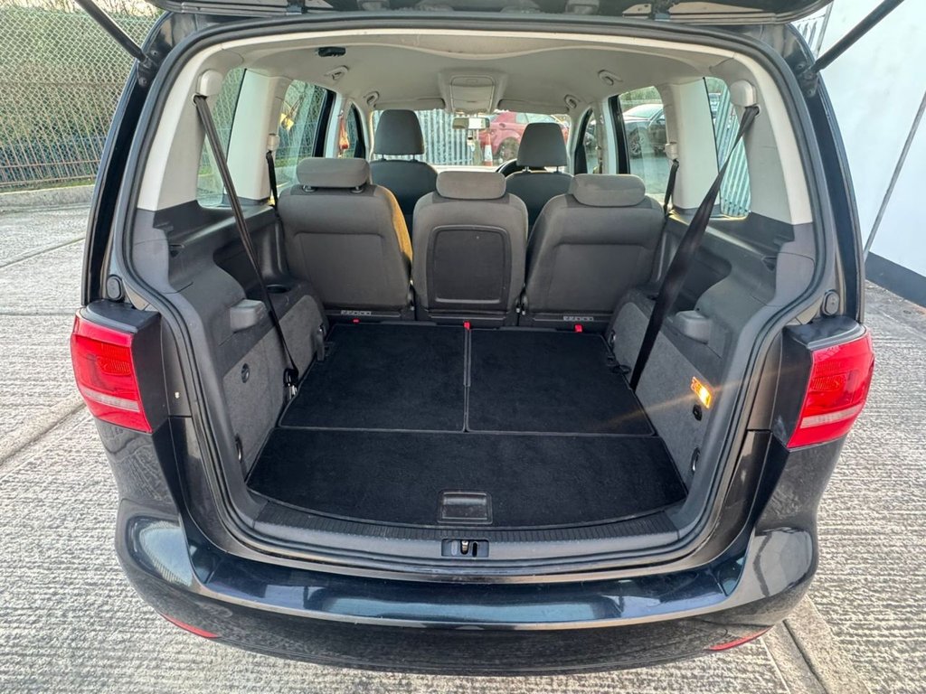 Used Volkswagen Touran 2011 for sale - 77920450: Photo 12