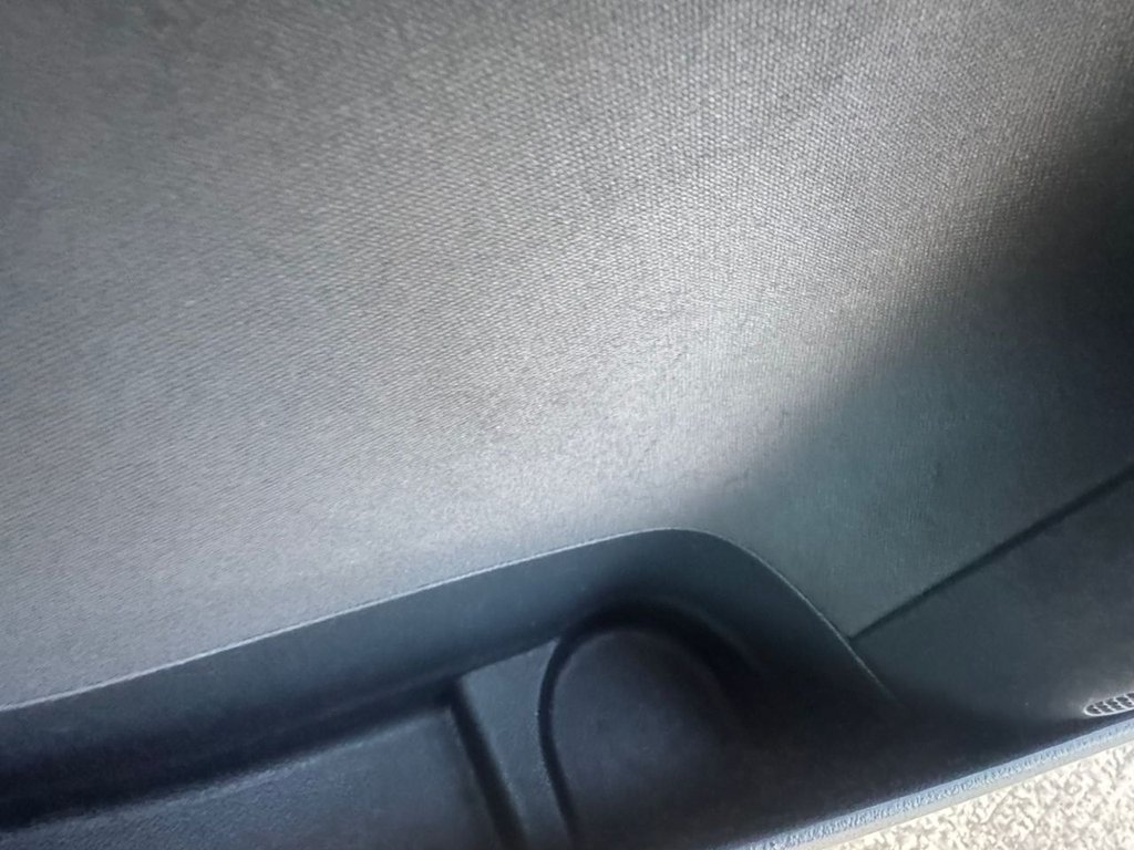 Used Volkswagen Touran 2011 for sale - 77920450: Photo 20