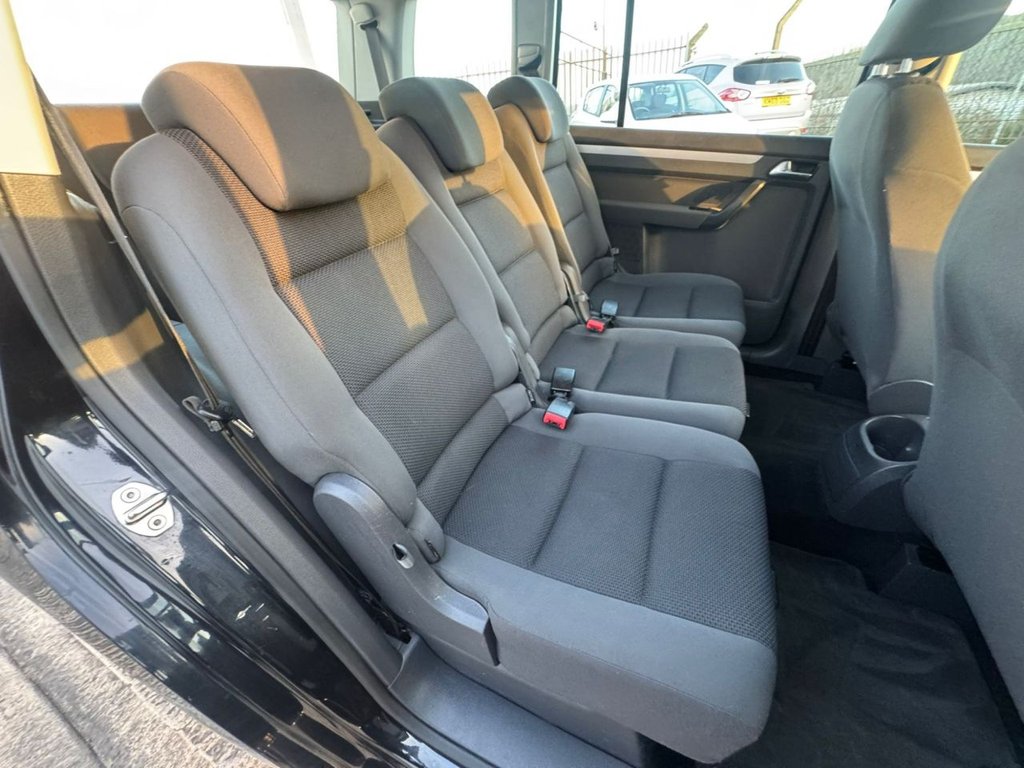 Used Volkswagen Touran 2011 for sale - 77920450: Photo 21