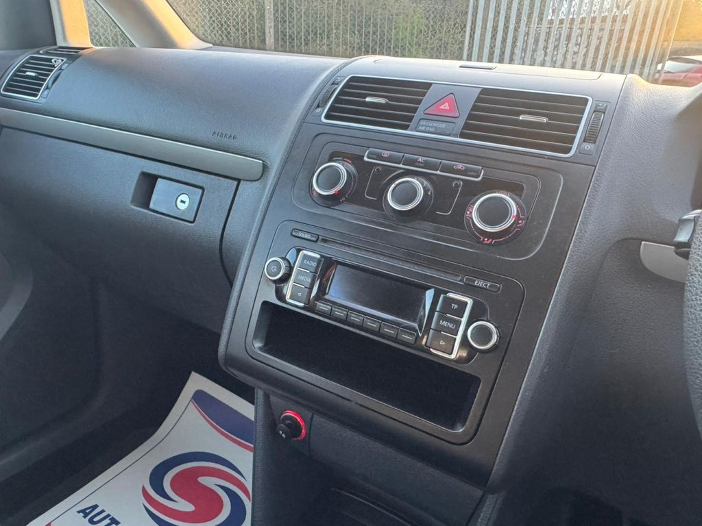 Used Volkswagen Touran 2011 for sale - 77920450: Photo 43