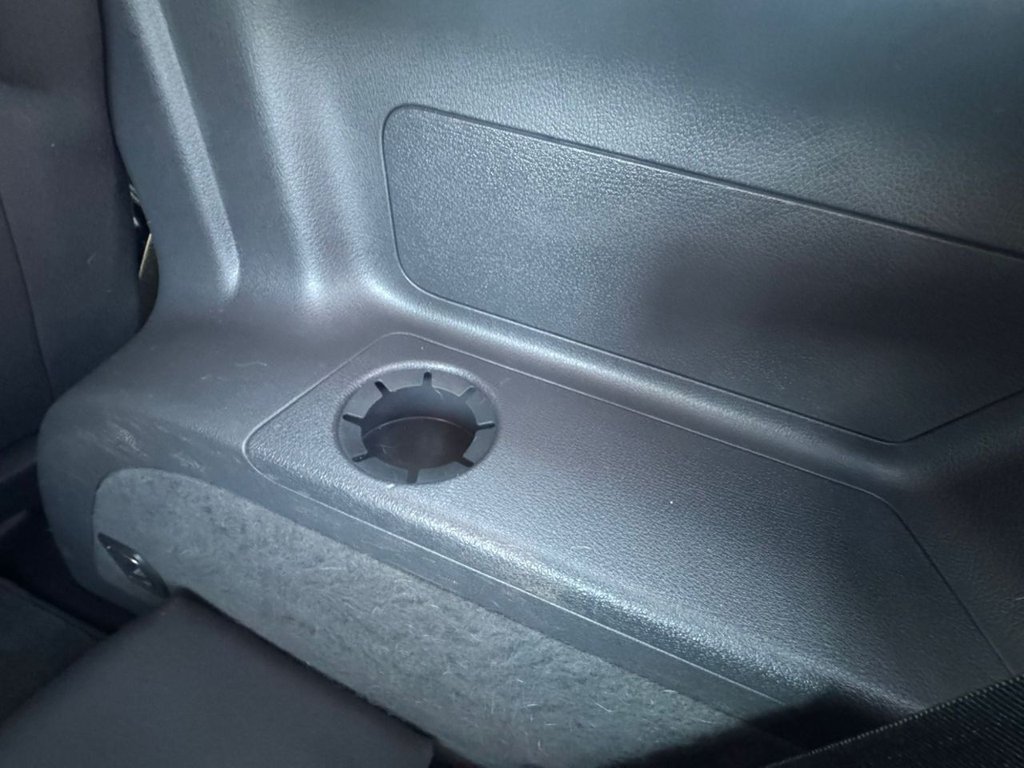 Used Volkswagen Touran 2011 for sale - 77920450: Photo 9