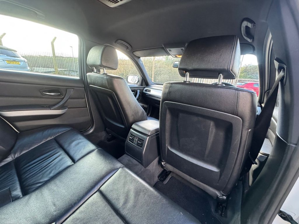 Used BMW 3 Series 2011 for sale - 76610260: Photo 18