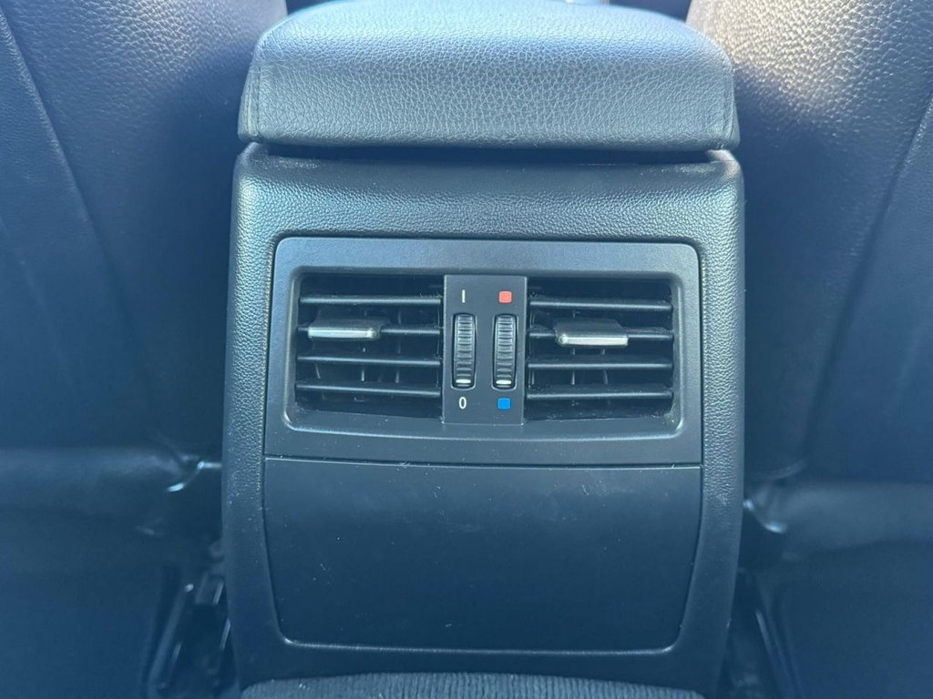 Used BMW 3 Series 2011 for sale - 76610260: Photo 19