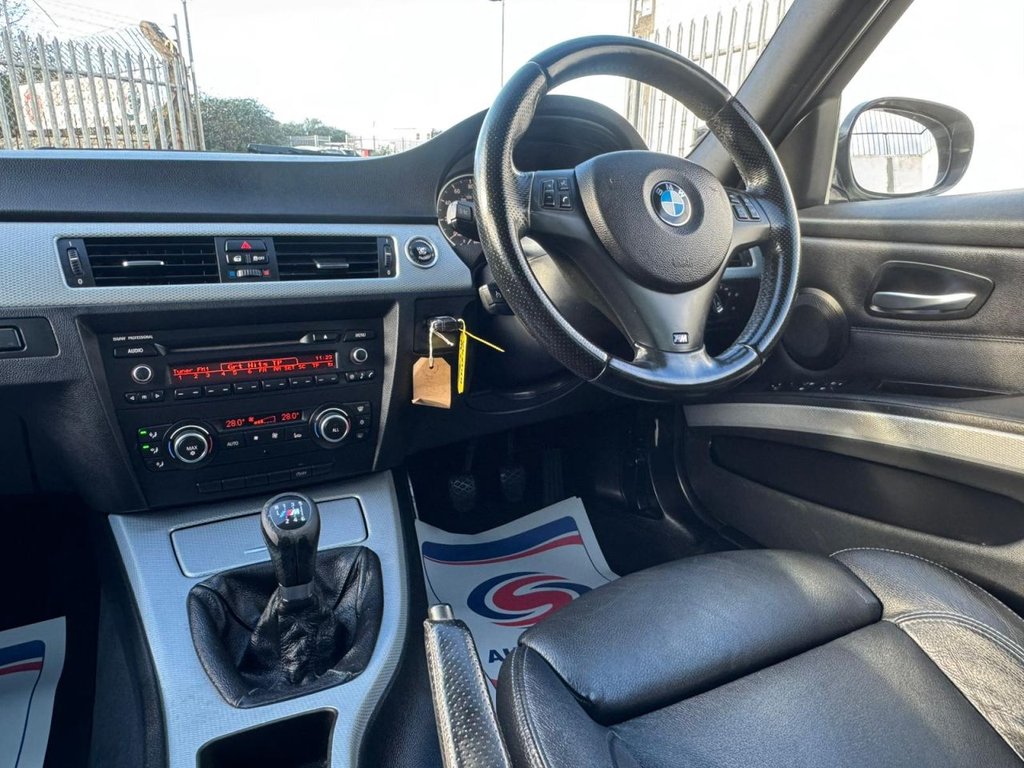 Used BMW 3 Series 2011 for sale - 76610260: Photo 31