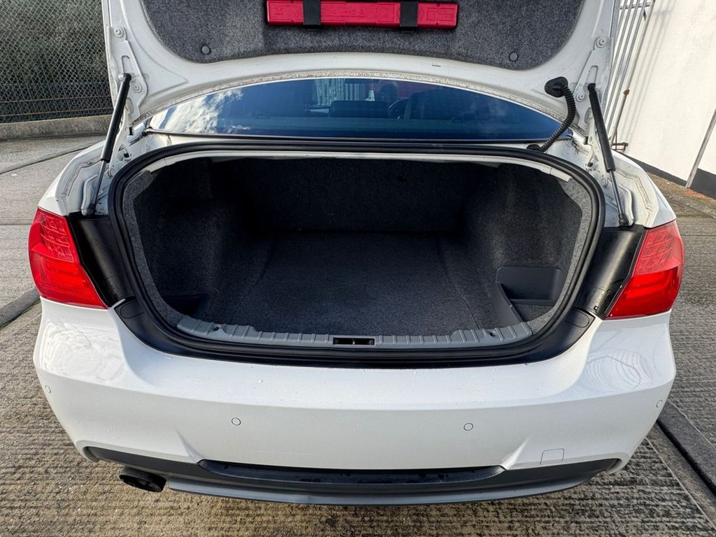 Used BMW 3 Series 2011 for sale - 76610260: Photo 5