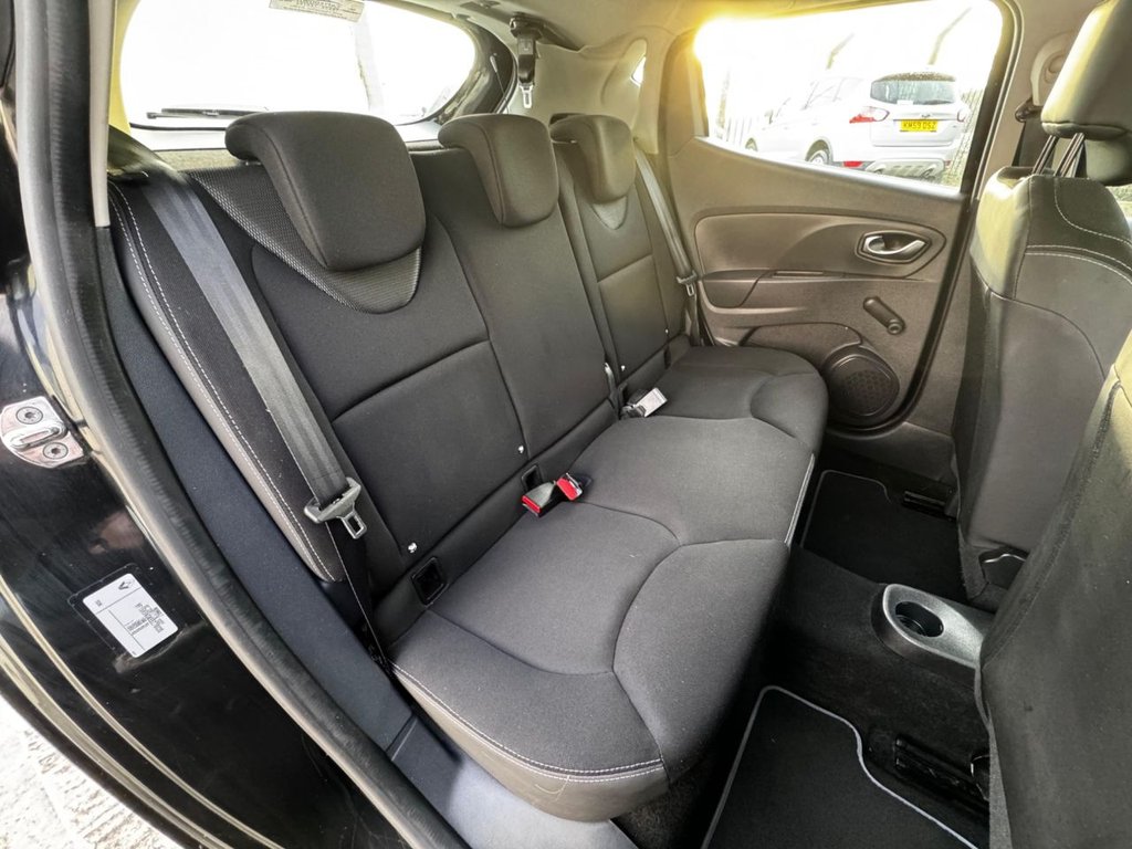 Used Renault Clio 2016 for sale - 76711207: Photo 14