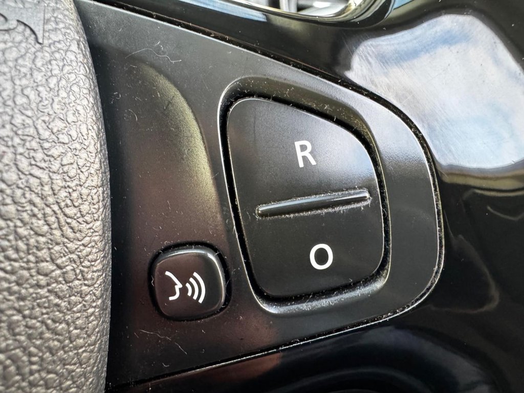 Used Renault Clio 2016 for sale - 76711207: Photo 22